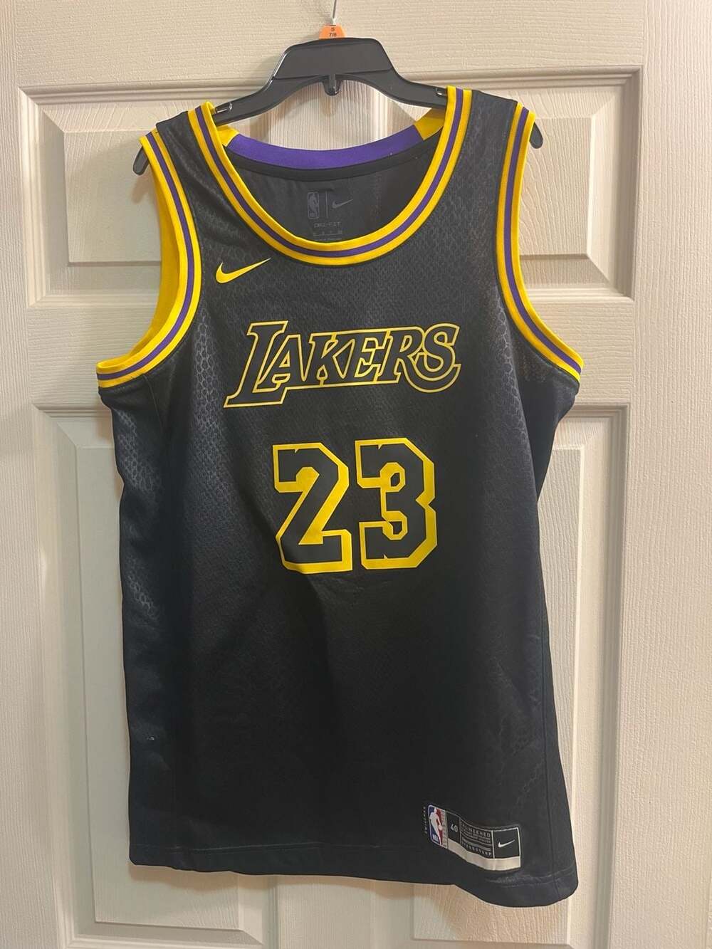 Nike LeBron James Los Angeles Lakers Black Mamba Swingman Jersey Size 40